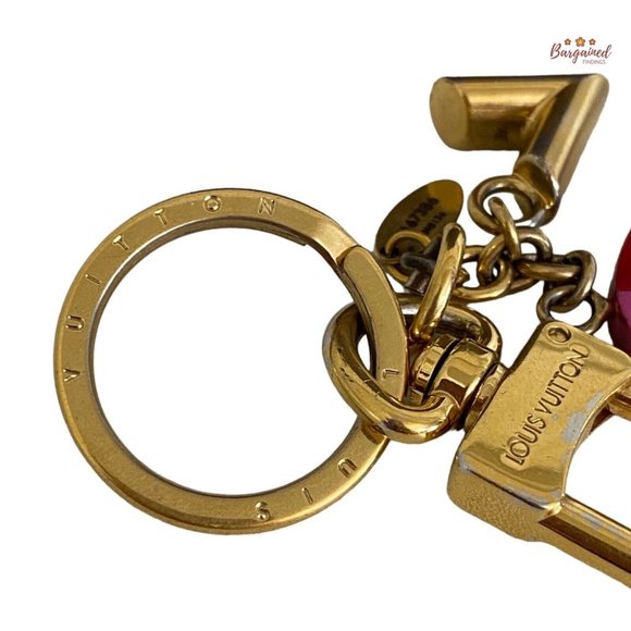 Authentic LOUIS VUITTON Pink/Red Resin Flower & V Key Holder & Bag Charm M67386 - Picture 8 of 11